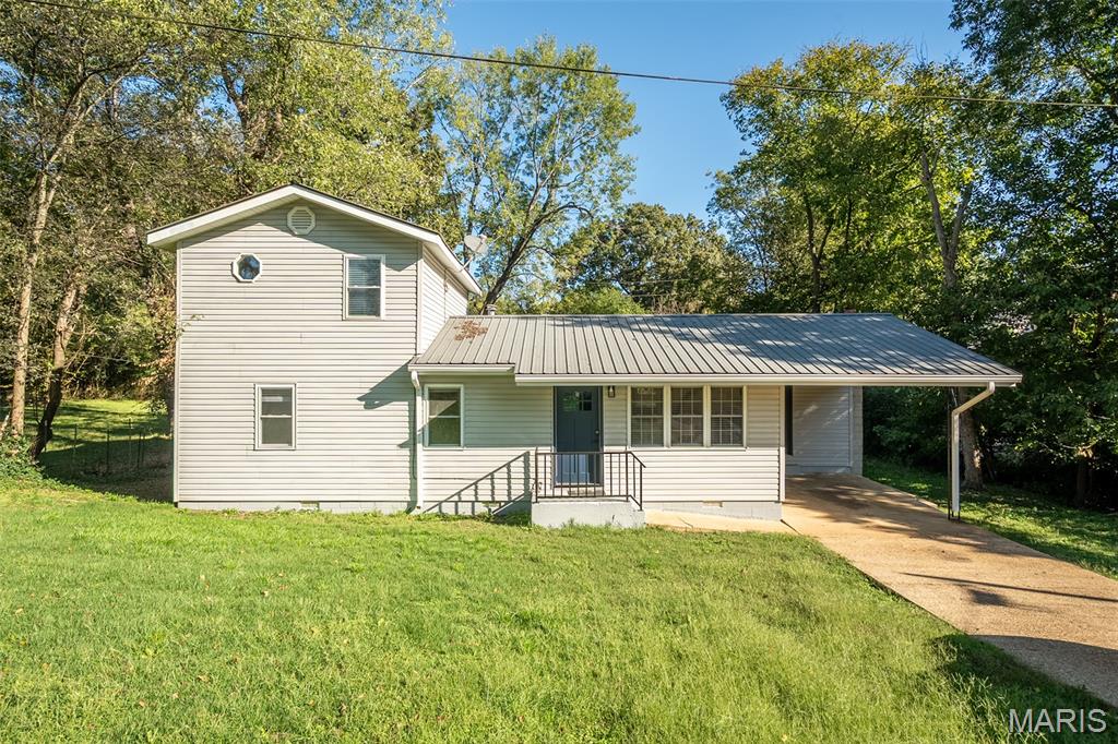607 Wanda Road Property Photo 1
