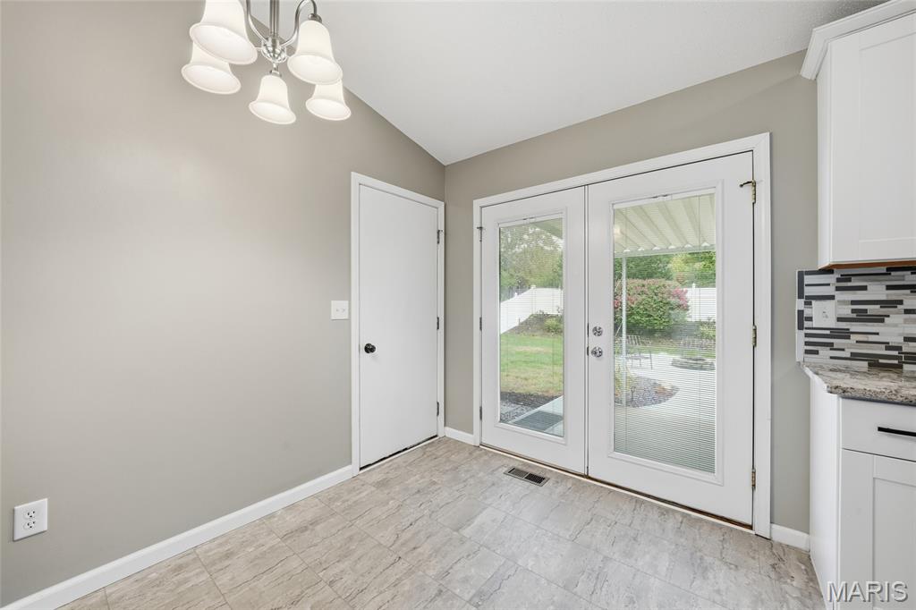 1354 Warrior Song Way Property Photo 7