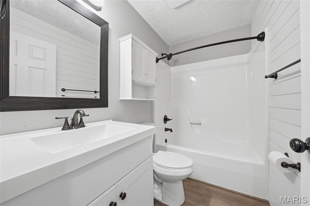 1354 Warrior Song Way Property Photo 13