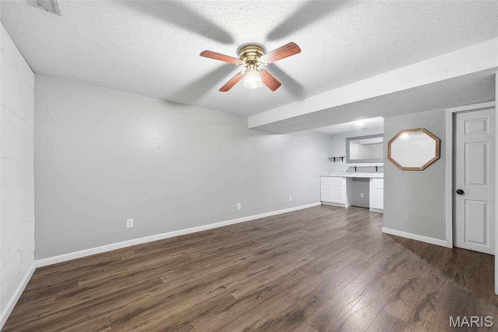 1354 Warrior Song Way Property Photo 16