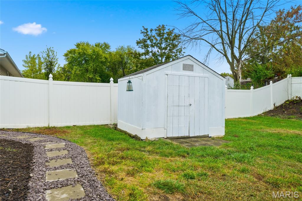 1354 Warrior Song Way Property Photo 20