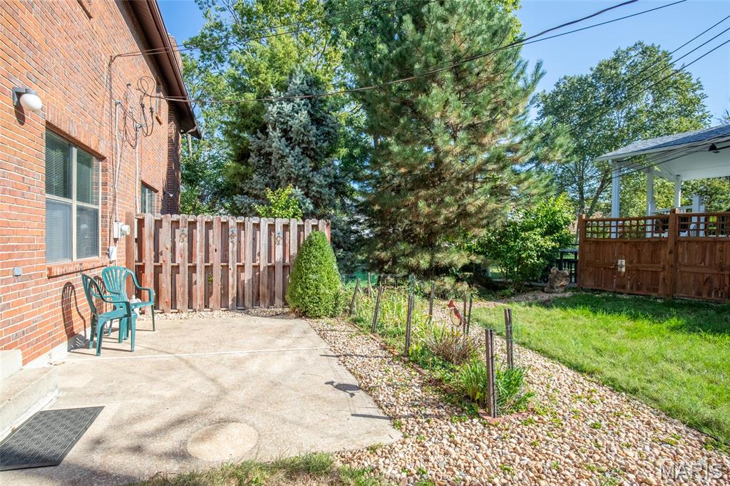 1174 Claytonia Terrace Property Photo 30