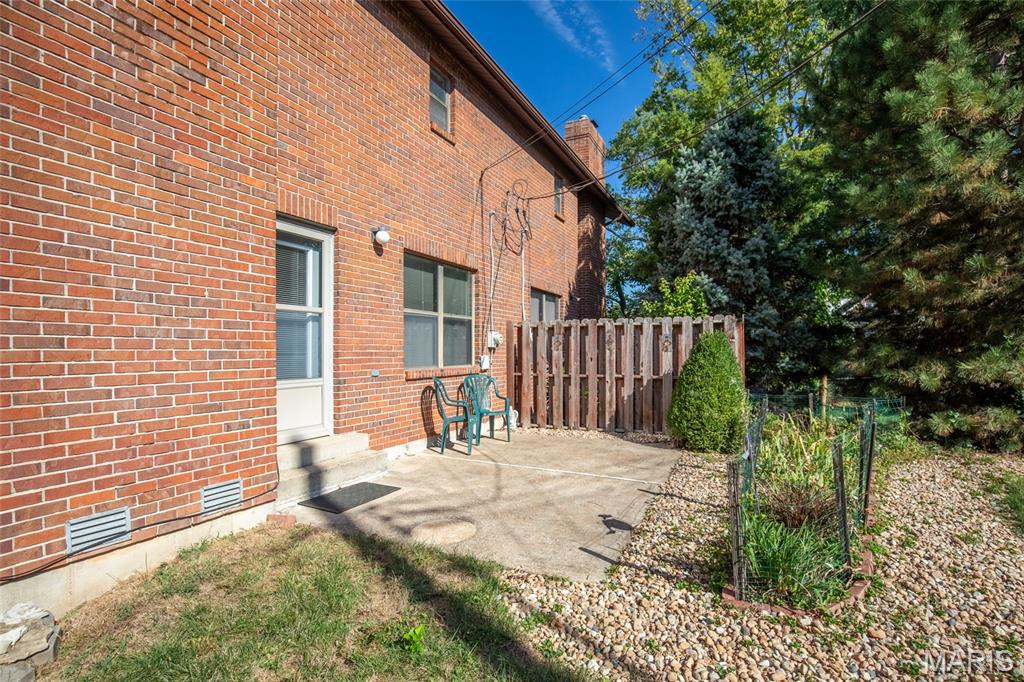 1174 Claytonia Terrace Property Photo 31