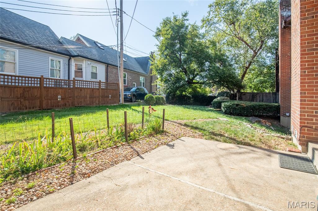 1174 Claytonia Terrace Property Photo 32