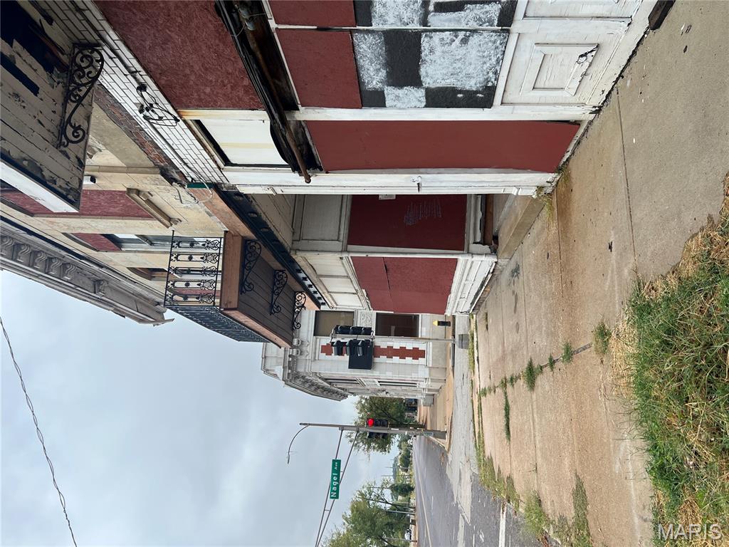 7129 S Broadway Property Photo 1
