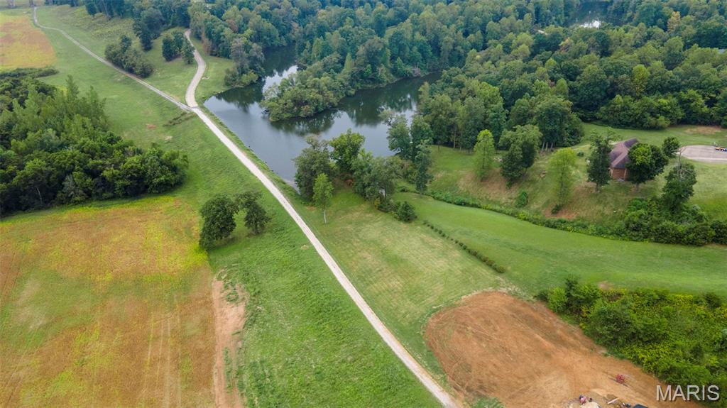 519 Natchez Trace Property Photo 2