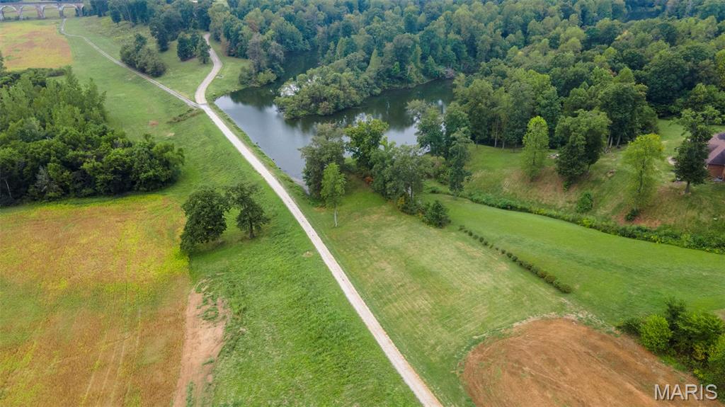 519 Natchez Trace Property Photo 3