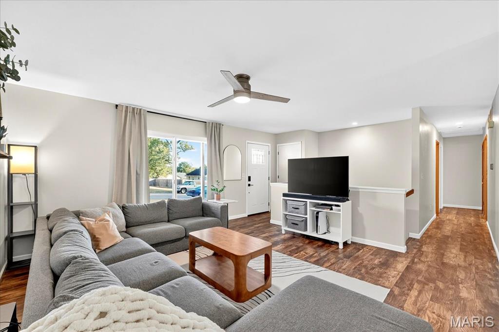 101 Hickory Circle Property Photo 7