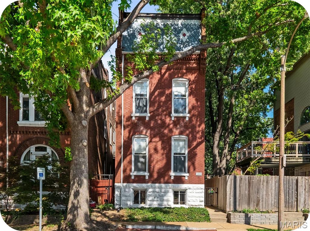 2009 Congress Street Property Photo