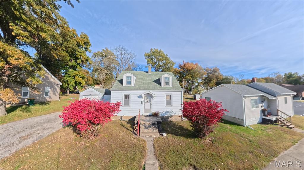 435 W Dee Street Property Photo 1