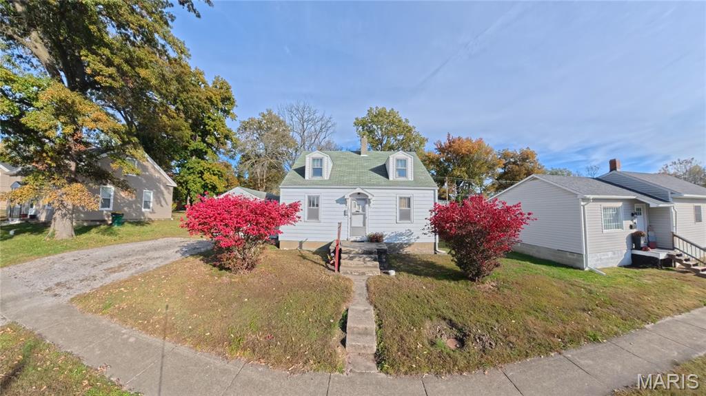 435 W Dee Street Property Photo 17