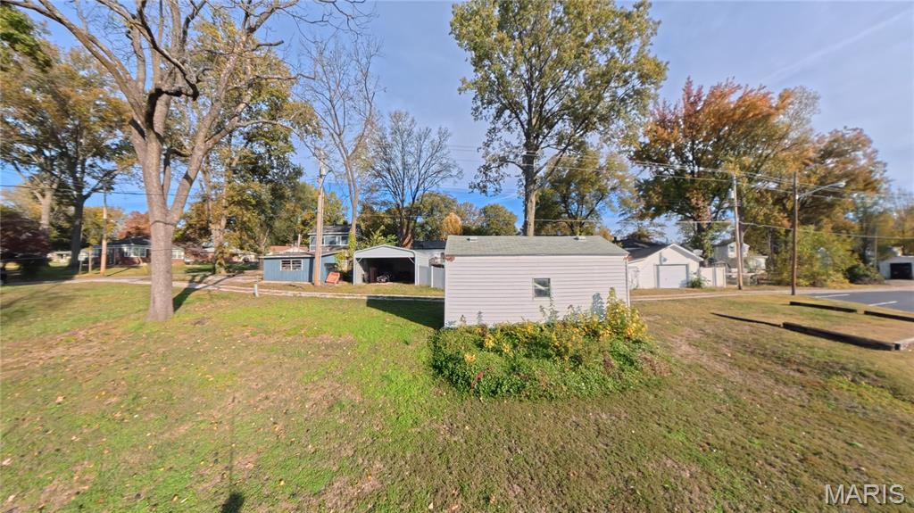 435 W Dee Street Property Photo 24