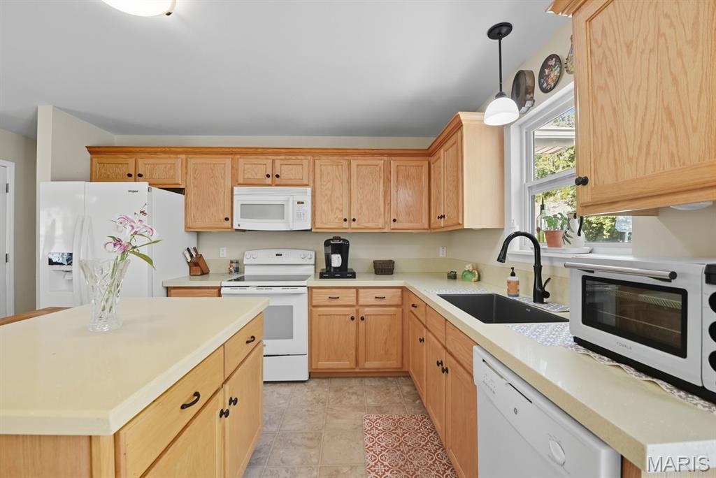 1045 Remington Drive Property Photo 7