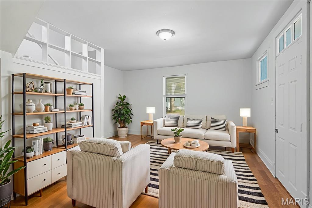 7012 Melrose Avenue Property Photo 2