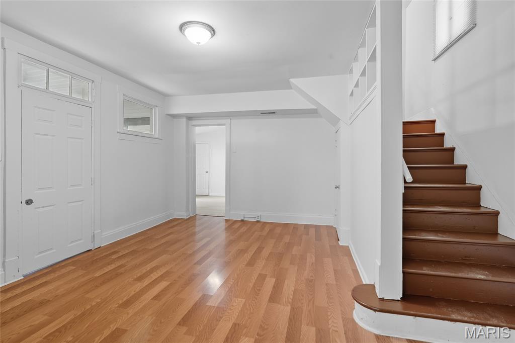 7012 Melrose Avenue Property Photo 4