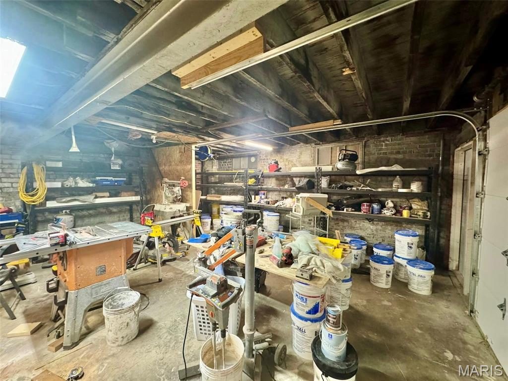 1329 Broadway Property Photo 20