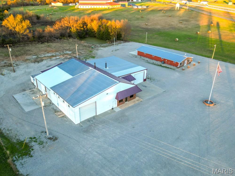 19243 Equestrian Road Property Photo 2