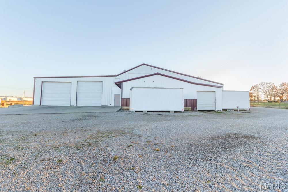 19243 Equestrian Road Property Photo 6