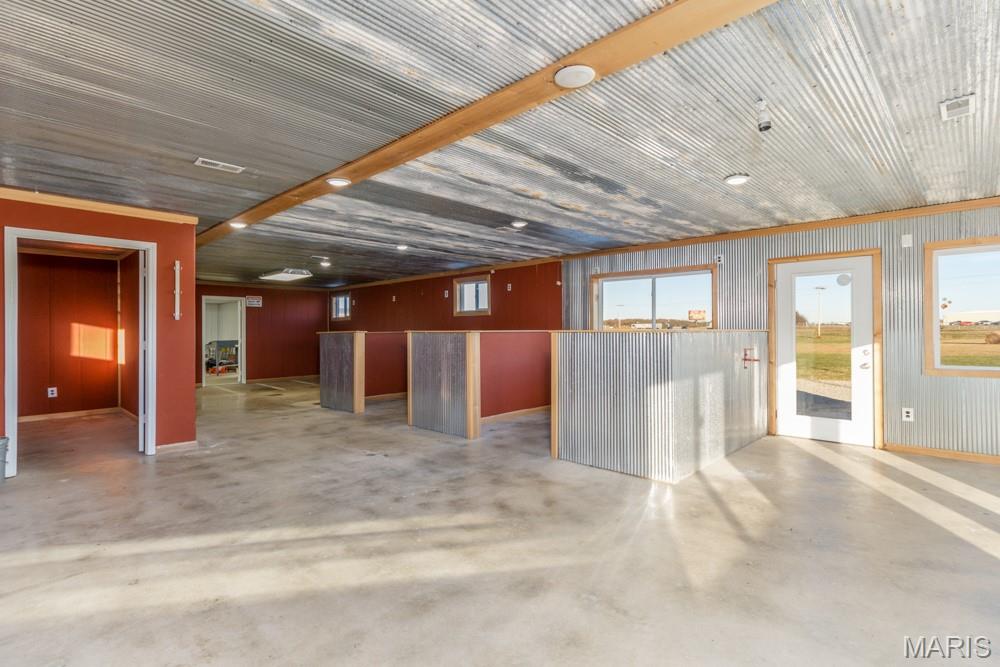 19243 Equestrian Road Property Photo 17