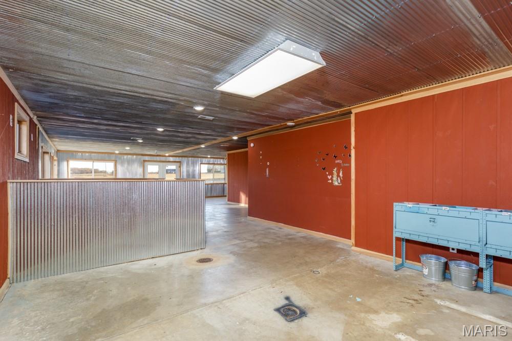 19243 Equestrian Road Property Photo 30