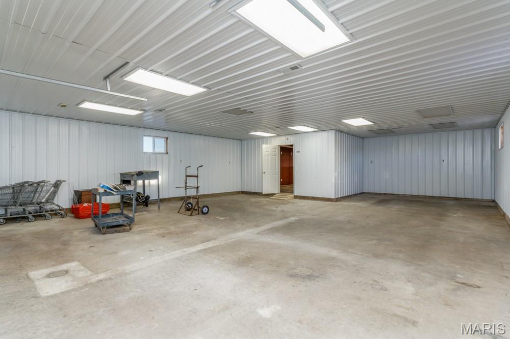 19243 Equestrian Road Property Photo 35
