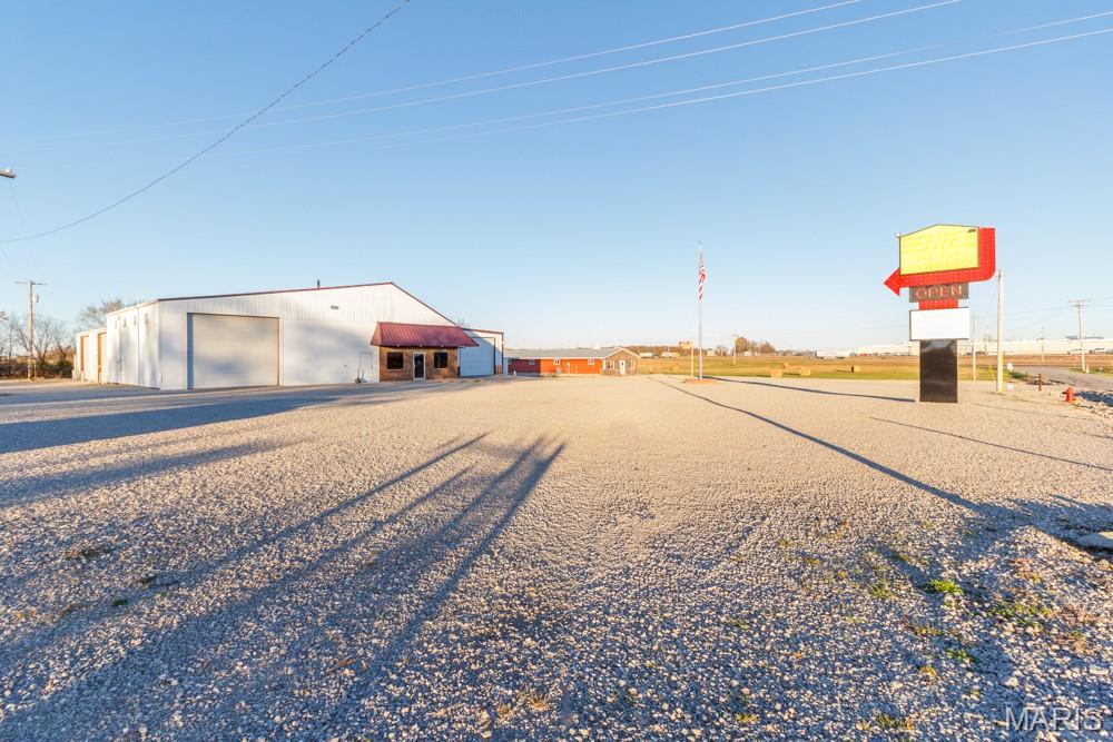 19243 Equestrian Road Property Photo 47