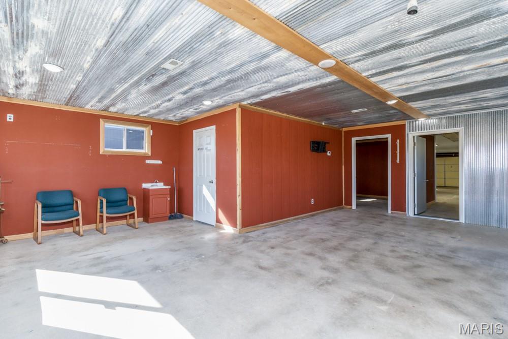 19243 Equestrian Road Property Photo 64