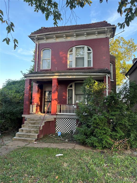 2834 N Euclid Avenue Property Photo 1