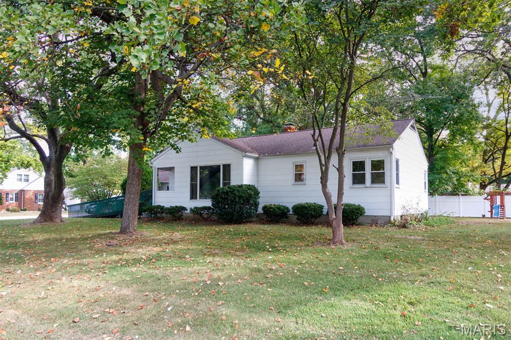 220 N Madison Street Property Photo 2