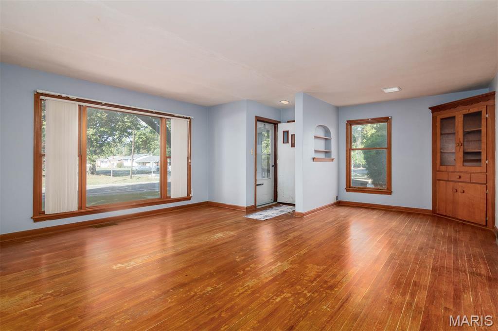 220 N Madison Street Property Photo 5