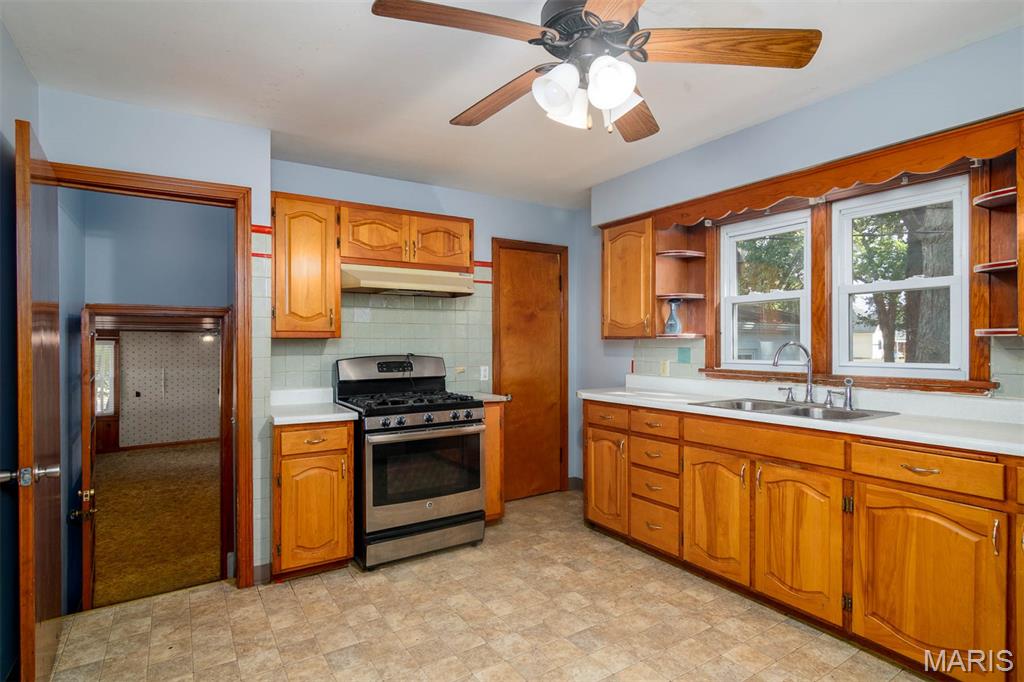 220 N Madison Street Property Photo 7