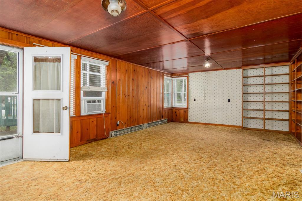 220 N Madison Street Property Photo 17