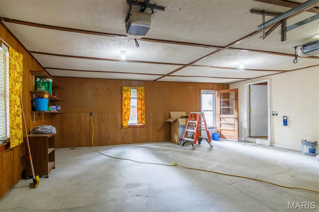 220 N Madison Street Property Photo 20