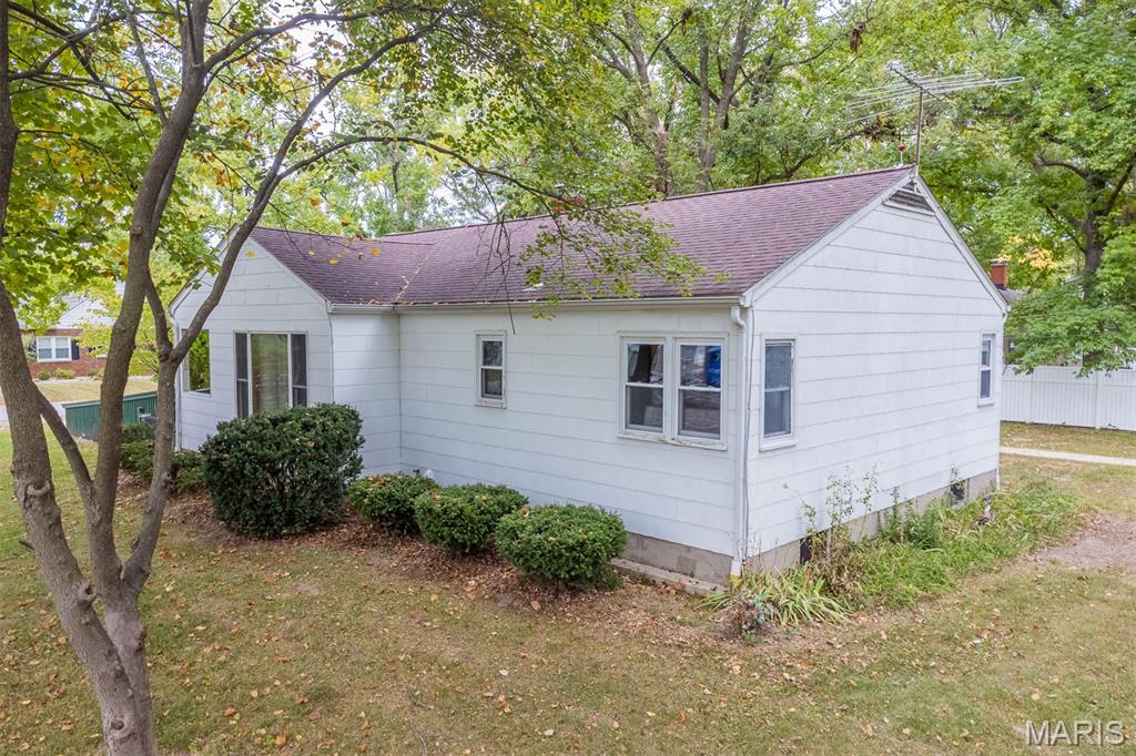 220 N Madison Street Property Photo 34