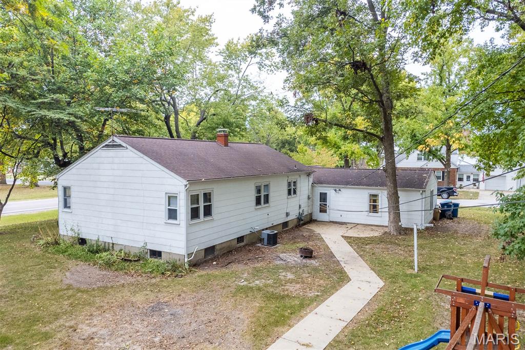 220 N Madison Street Property Photo 35