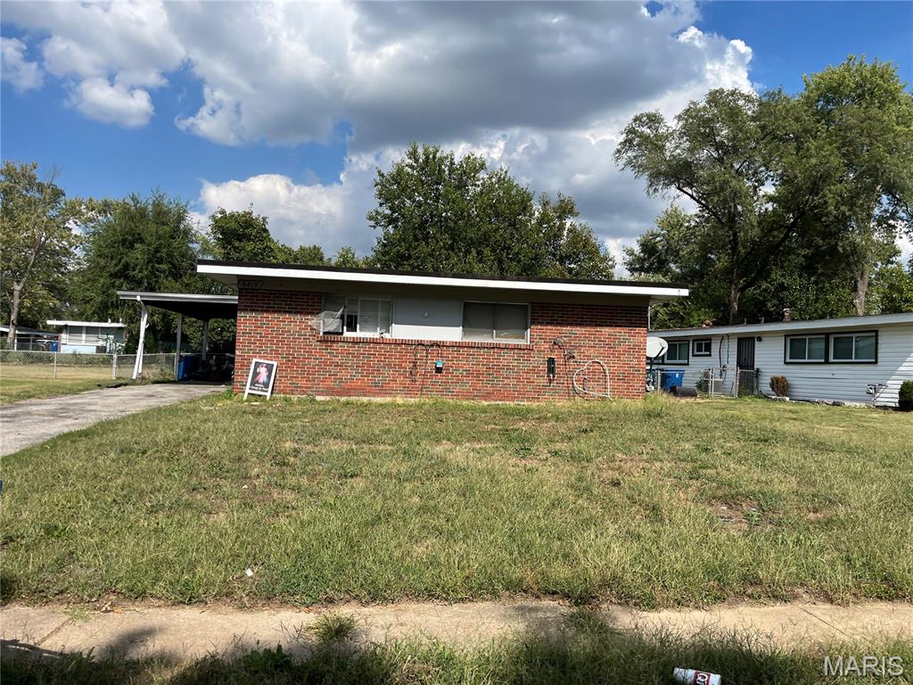 8413 January Avenue Property Photo 1