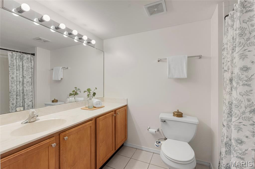 1109 Arbor Creek Drive 3c Property Photo 8