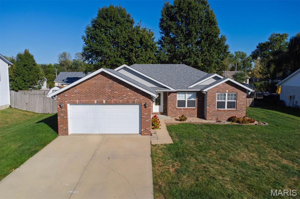 185 Jessica Drive Property Photo 1