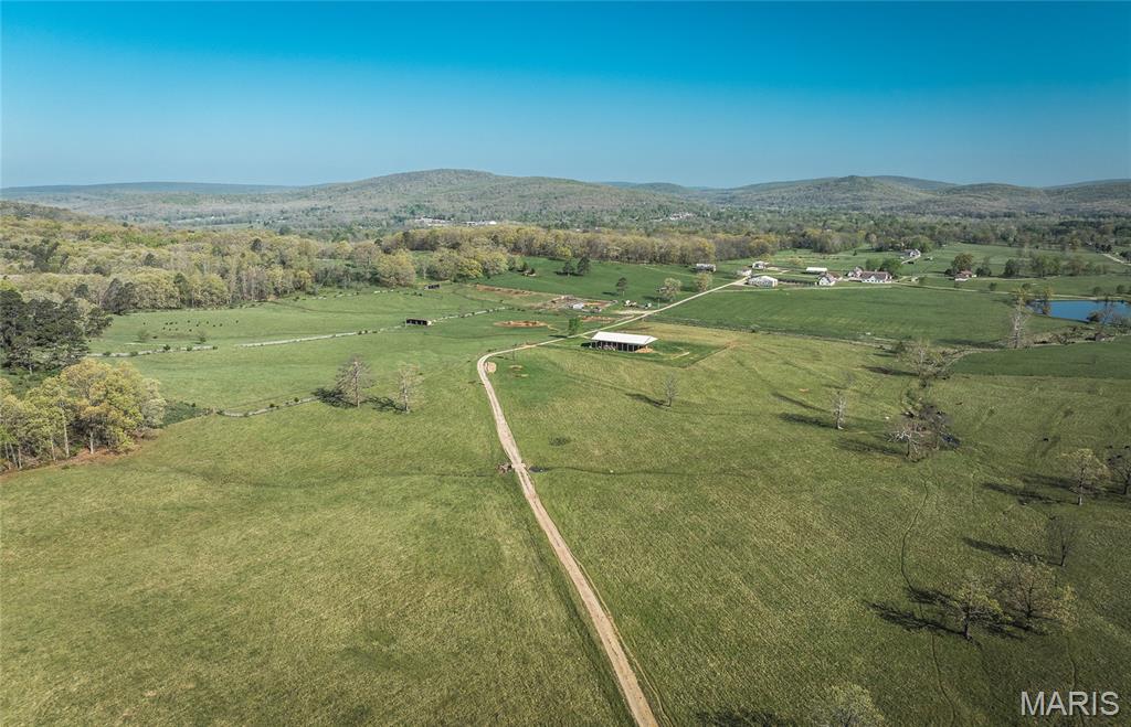 260 Kentucky Derby Lane Property Photo 2