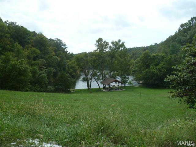 1090 Forrest Way Property Photo 2