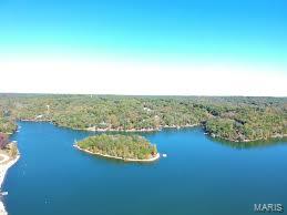 1090 Forrest Way Property Photo 5
