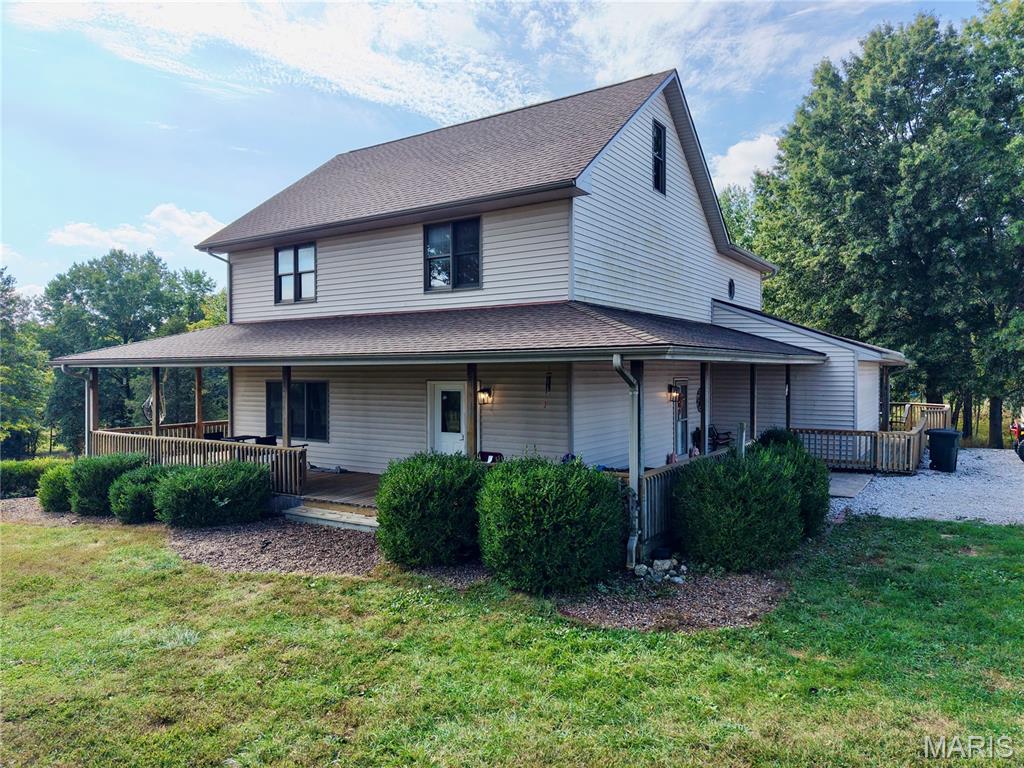 17267 Wolf Drive Property Photo 1