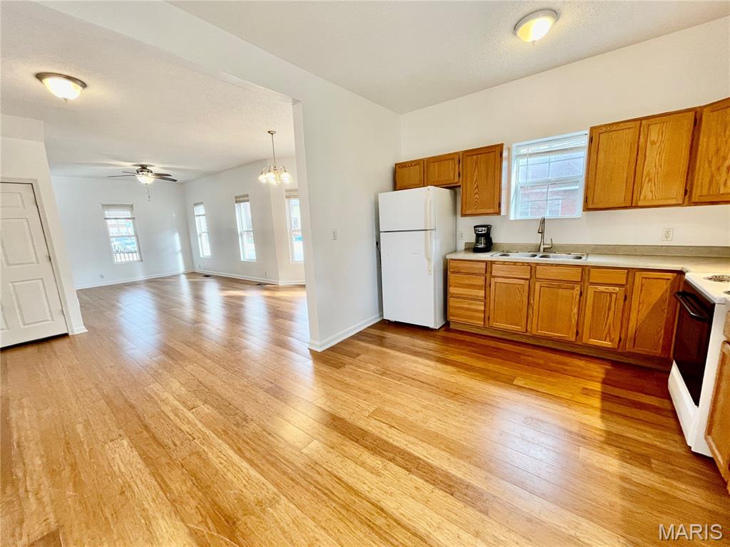 452 E Ferguson Avenue A Property Photo 5