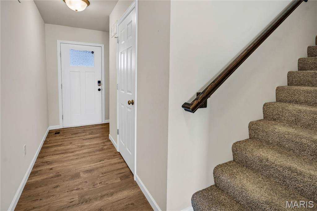 332 Crestfield Court Property Photo 3