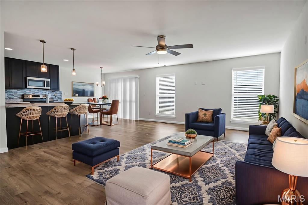 332 Crestfield Court Property Photo 6