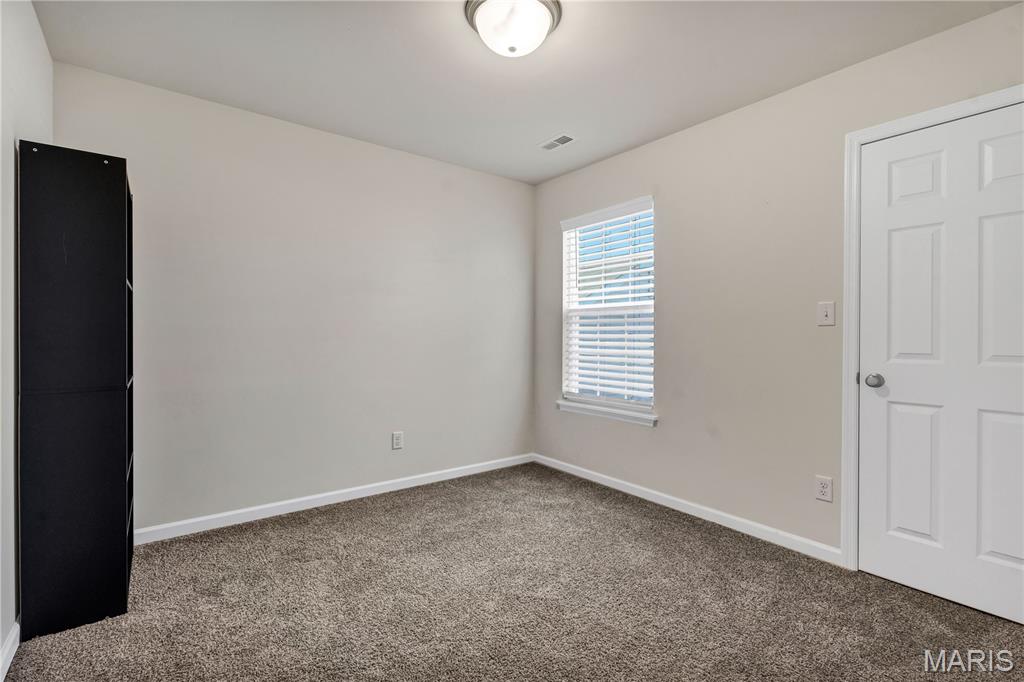 332 Crestfield Court Property Photo 19