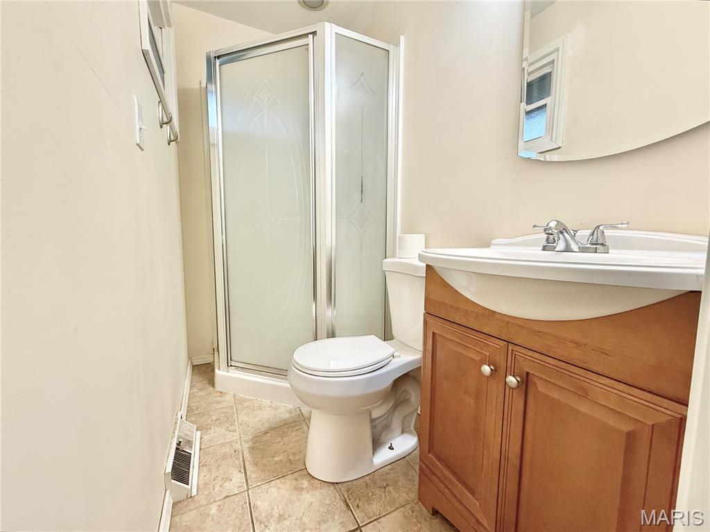 221 Summit Hill Drive Property Photo 11