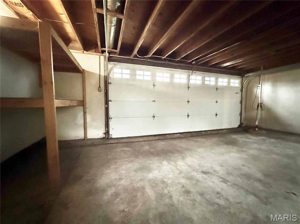 221 Summit Hill Drive Property Photo 17