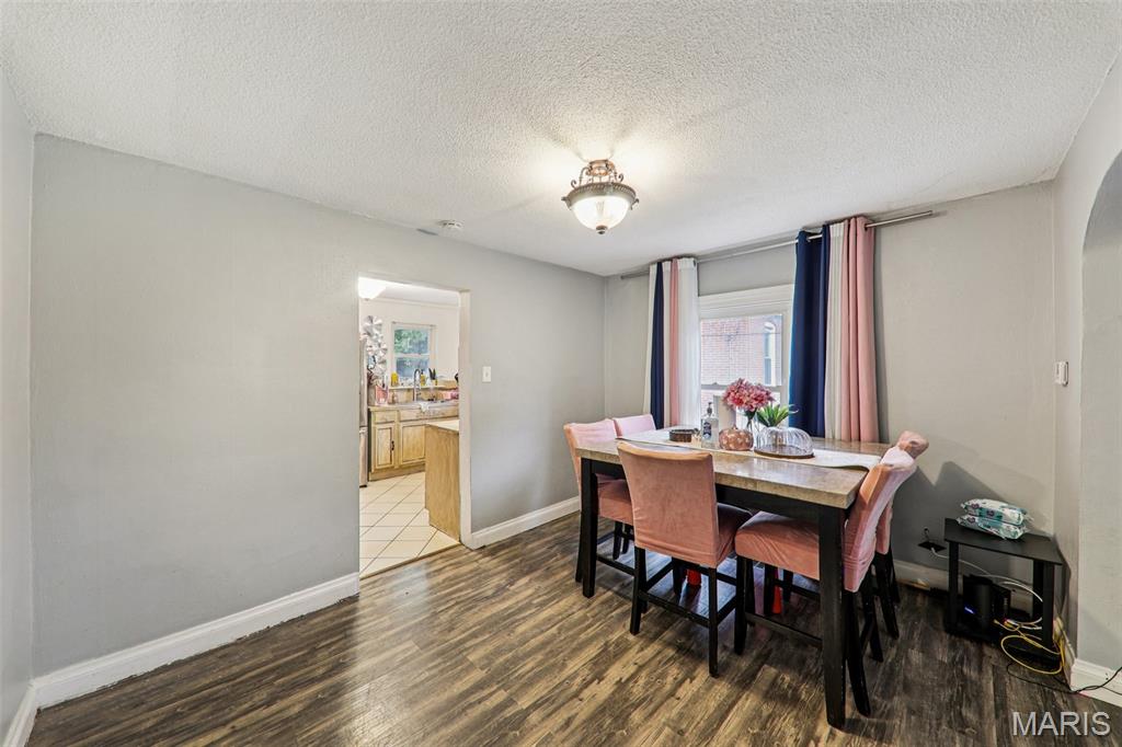 9953 Sadie Avenue Property Photo 10