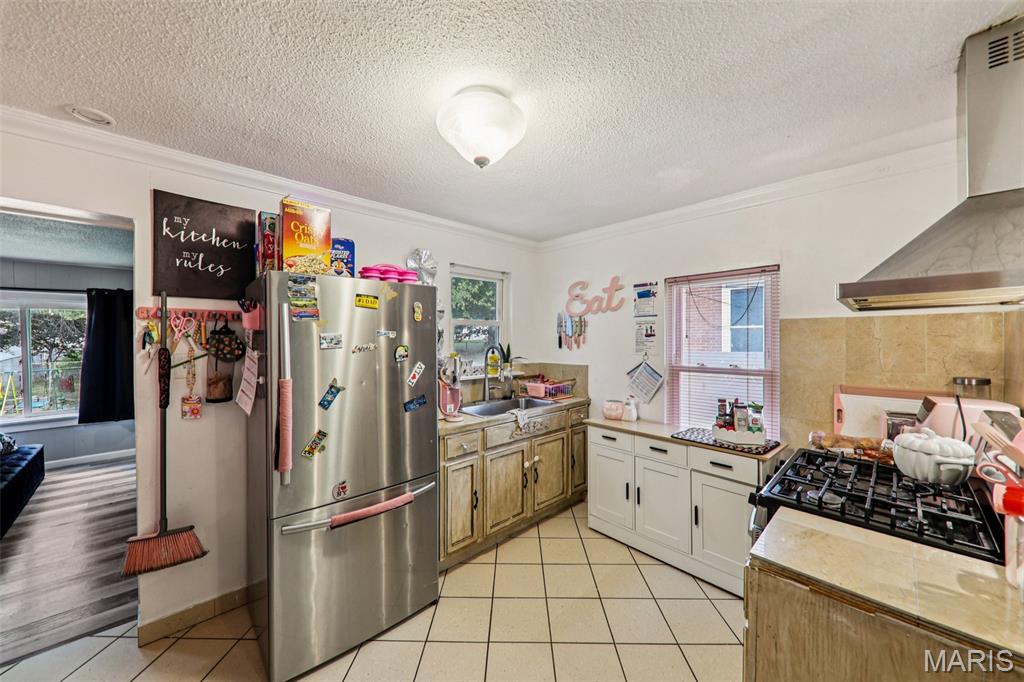 9953 Sadie Avenue Property Photo 13